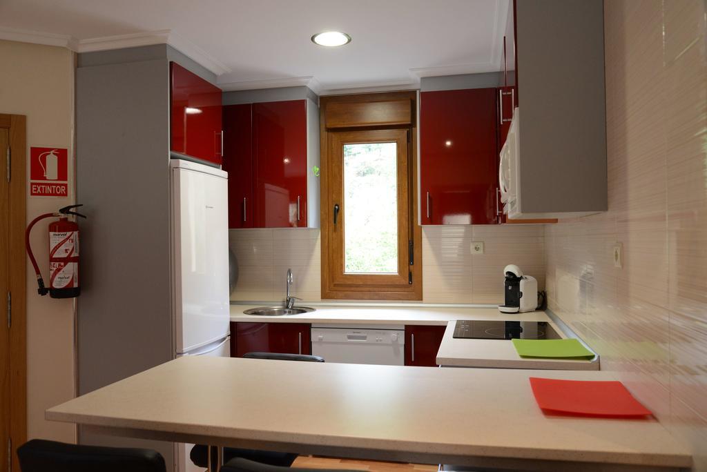 Apartamentos El Rincon De Limes Cangas De Narcea Chambre photo